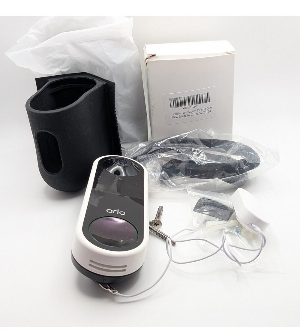 Arlo Pro SmartHub VMB4540 Base Station Essential Video Doorbell Bundle 1st Gen